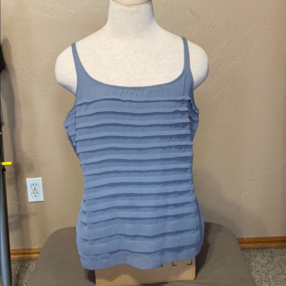 Grey tank top